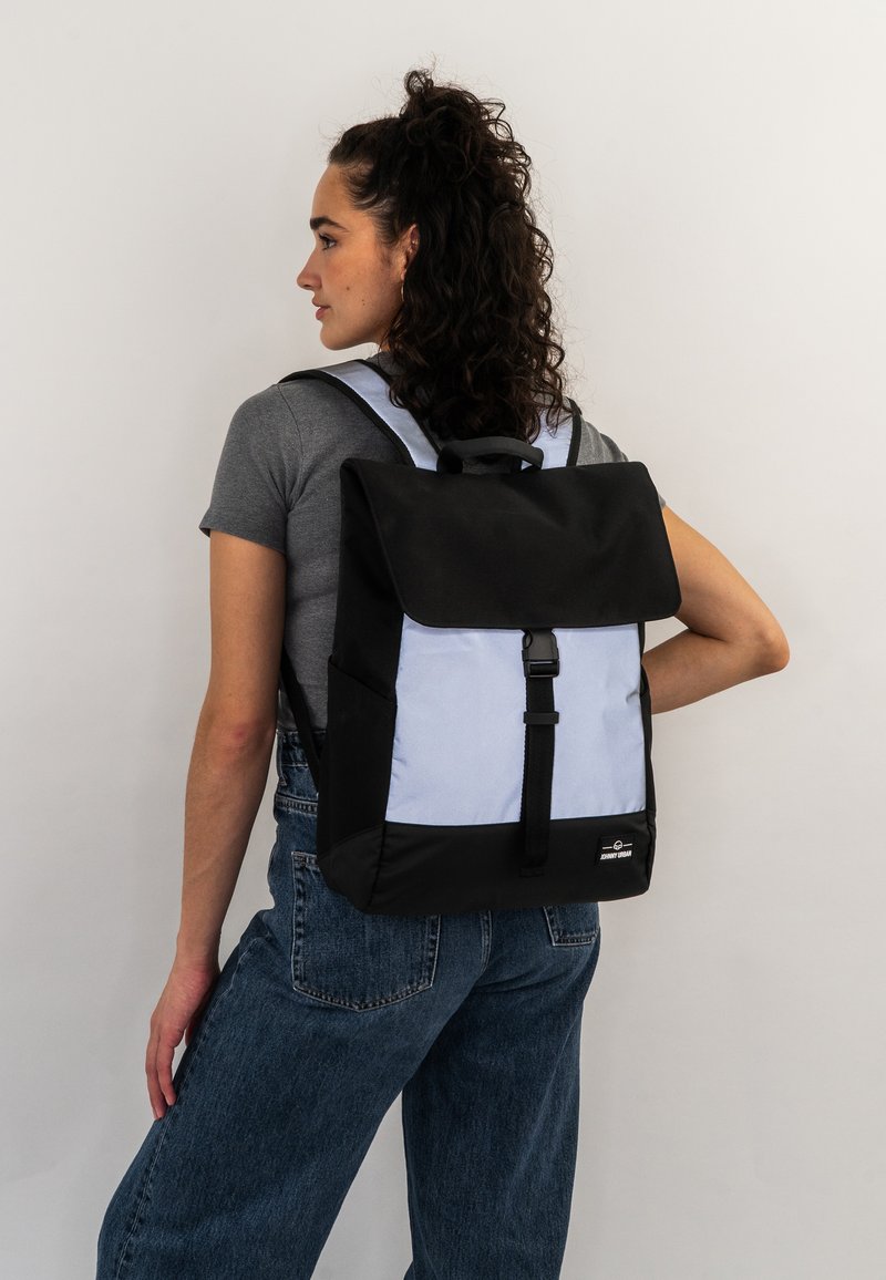 Johnny Urban Mika rugzak voor dames en heren, rugzak met 16 inch laptopvak, tas voor vrije tijd, school en universiteit, stijlvolle dagrugzak, waterafstotend, Lila, Eén maat, Dagrugzak