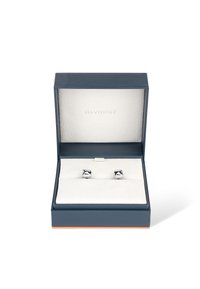 Silberne Manschettenknöpfe in einer klappbaren Marinebox mit weißem Wildleder-Innenraum präsentiert. Die Box verfügt über eine subtile "DAVIDOFF"-Markierung auf dem Deckel.