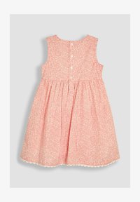 Nevybrané, pink