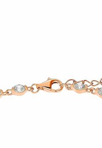 Pulsera de oro rosa con cristales claros y redondos engastados en eslabones circulares, con un cierre de langosta para un cierre seguro.