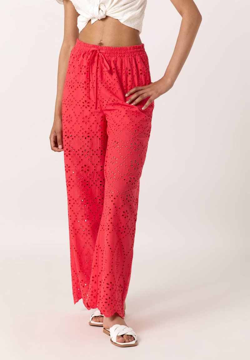 NAF NAF BRODA - Pantalon classique - coquelicot/rouge - ZALANDO.FR
