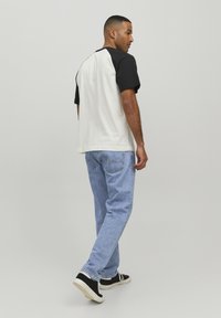 Jack & Jones JJICHRIS JJORIGINAL SBD 320 PCW NOOS - Jeans a sigaretta - blue denim
