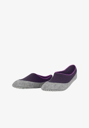 Grijze gevoerde slippers met een gestructureerde paarse bovenkant en een roze accentafwerking. Rond neu en rubberen zool voor grip. Lichtgewicht en flexibele design.