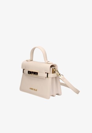 Kleine beige Lederhandtasche mit Tragegriff oben, goldfarbenem Verschluss und abnehmbarem Handgelenksriemen, mit Marc Ellis Logo auf der Vorderseite.