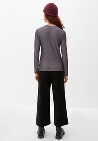 QS Langarmshirt - aubergine