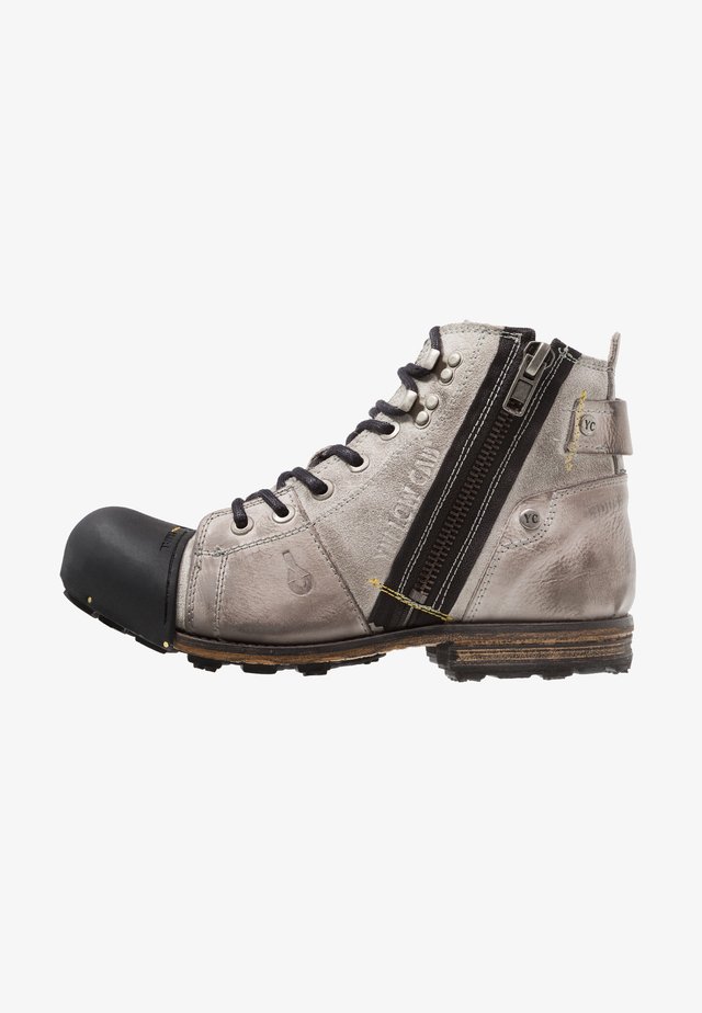 INDUSTRIAL - Veterboots - moss