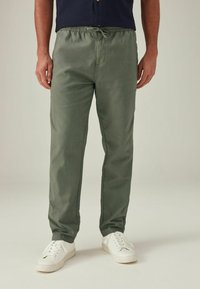Next SLIM FIT zielony