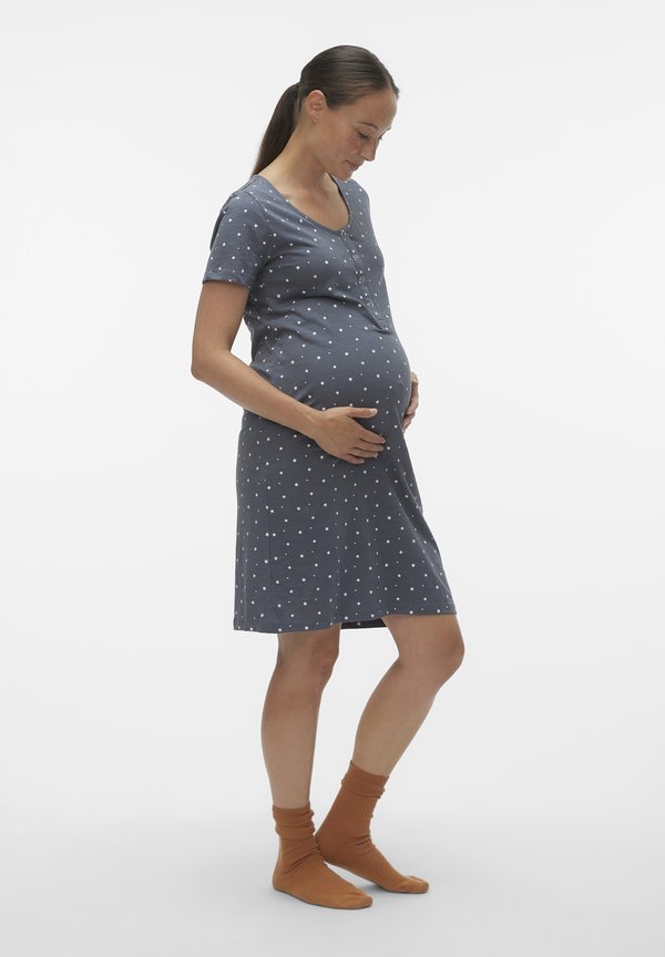 Nightie - stormy weather