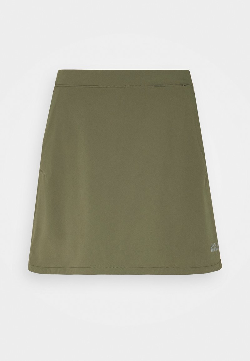 Oliivinvihreä A-linjainen hame, joka on valmistettu sileästä, kevyestä kankaasta, jossa on vahvistettu vyötärö ja hillitty logo yksityiskohtana helmassa.