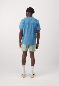 Nike Performance FLEX REP 4.0 - Spordišortsid - jade horizon/black