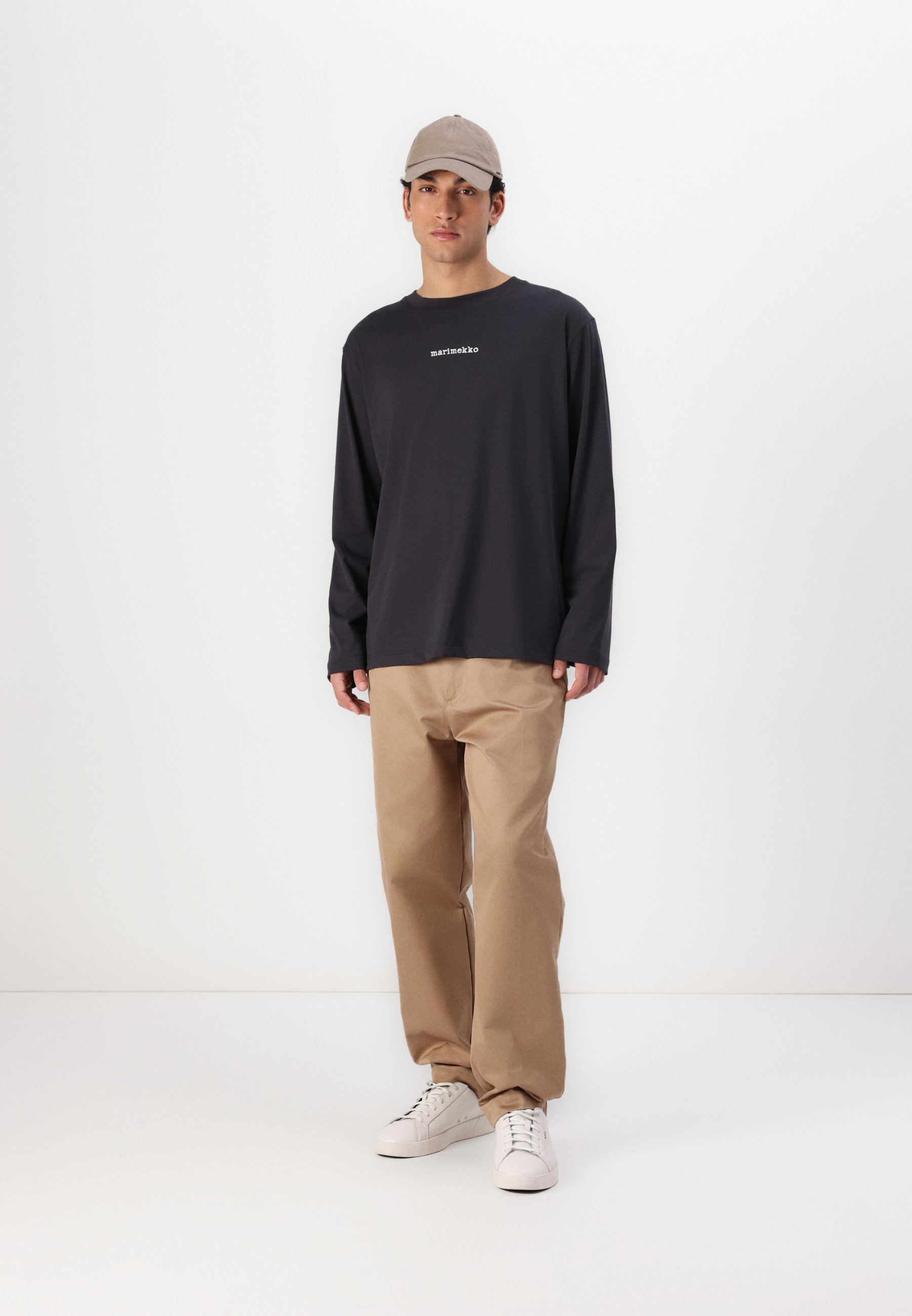 Marimekko BIITTI LOGO PLACEMENT UNISEX - Long sleeved top - dark