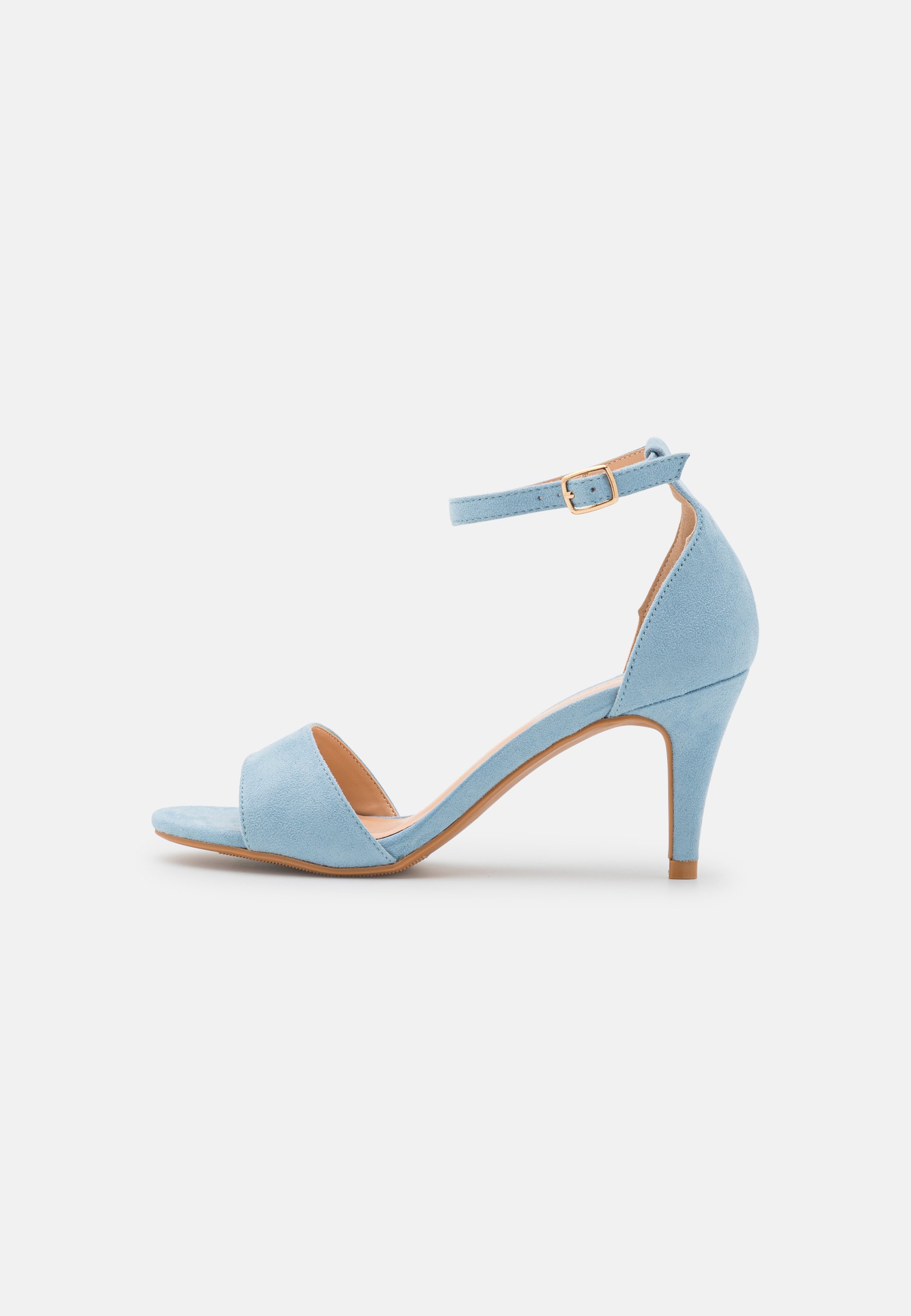 wide width blue heels