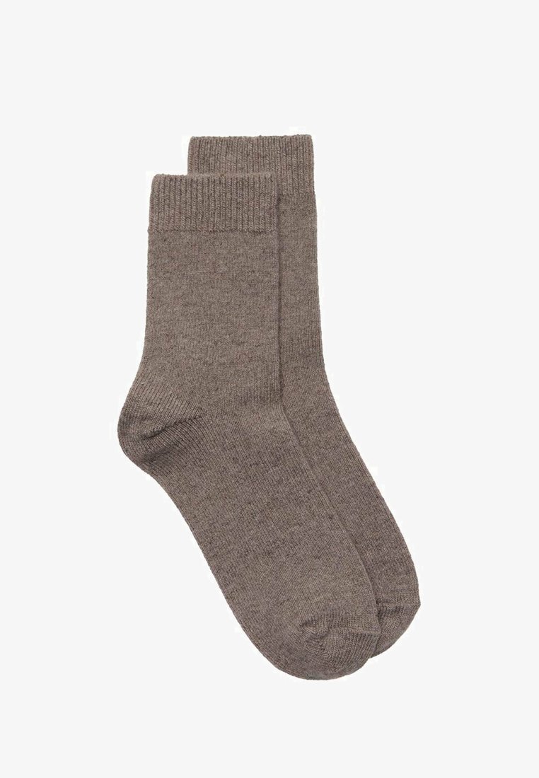 Calzini di cotone marroni con polsini a coste, lunghezza a metà polpaccio, texture liscia e punta e tallone rinforzati, adatti per un uso casual.