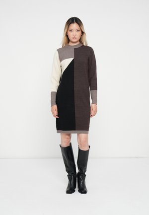 OBJRAY DRESS - Gebreide jurk - seal brown/sandshell/black