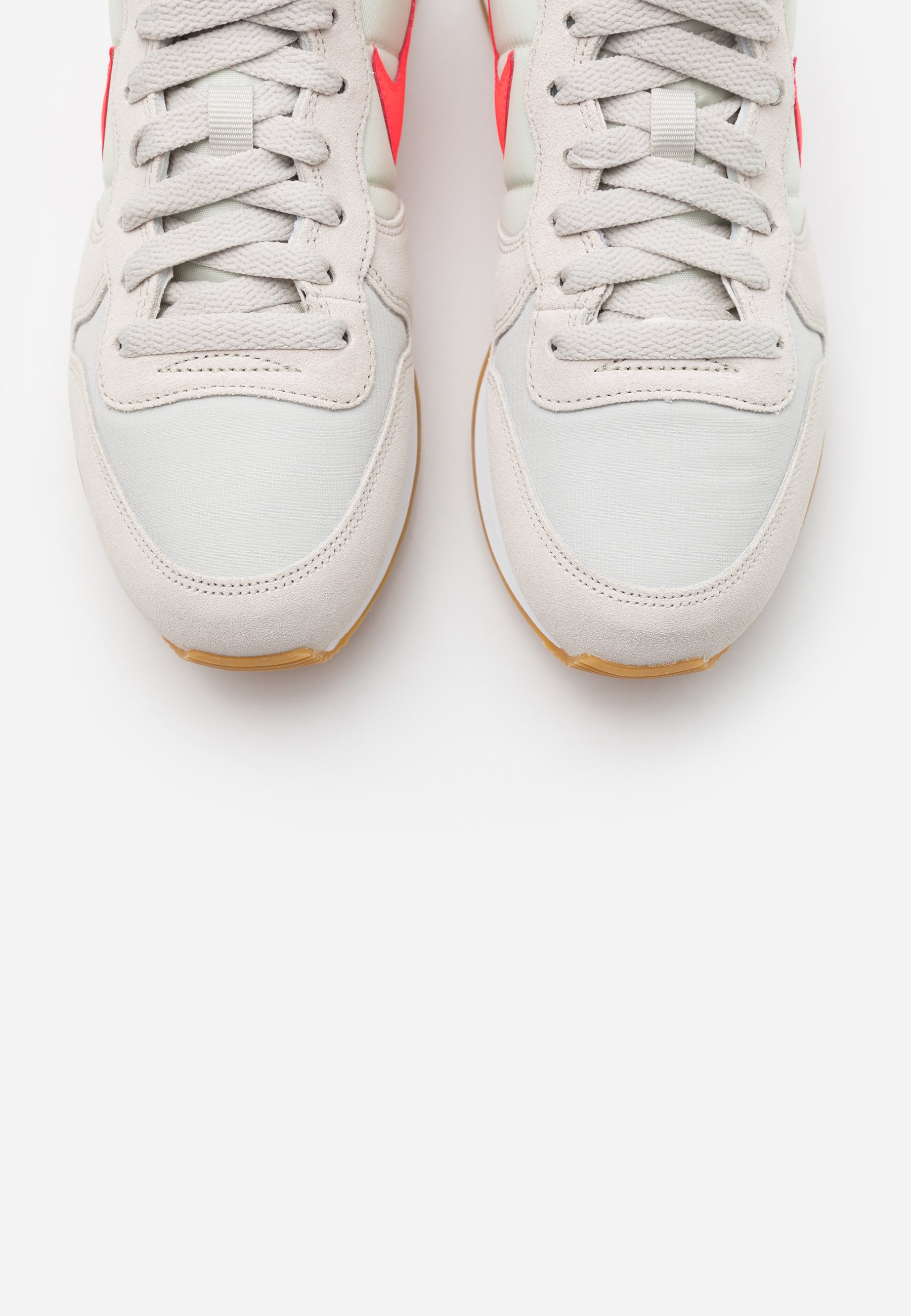 Nike Sportswear INTERNATIONALIST Baskets basses light Nike Sportswear INTERNATIONALIST Baskets basses light bone
