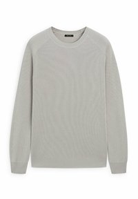 Pull en tricot à côtes gris clair avec des manches longues, un col rond et des poignets contrastés, mettant en valeur une surface texturée et un design ajusté.