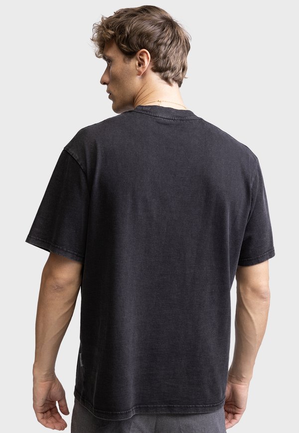 GOMES TEE BOXY FIT - Print T-shirt3