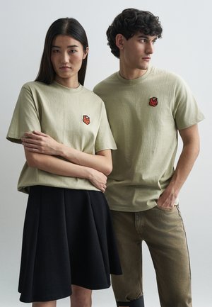 MAISON KITSUNÉ x HUNTER FOX HEAD TEE-SHIRT UNISEX - T-shirt basique - stone beige