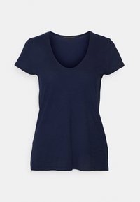 Dunkelblaues T-Shirt mit kurzen Ärmeln und tiefem V-Ausschnitt. Hergestellt aus einem weichen, leichten Material. Schlichte, nahtlose Textur.