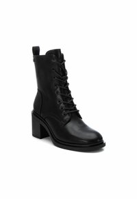 XTI Botines con cordones - black