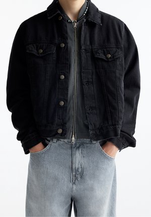 Denim jacket - black