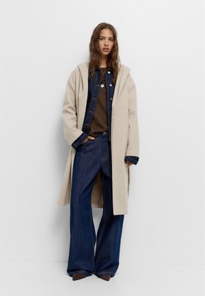 SOFT WITH HOOD - Mantel - sand