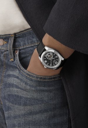 Guess CONNOISSEUR - Laikrodis - silver tone