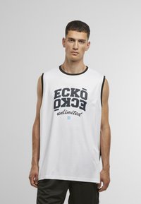 Fehér ujjatlan top fekete díszítéssel és merész "ECKO unlimited" grafikai mintával fekete és kék színben. Könnyű anyagból készült, laza fazonú.