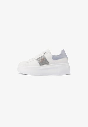 Queen Helena, X32-9-2026 - Zapatillas - bianco viola