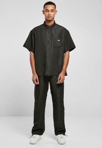 Urban Classics Ing - black