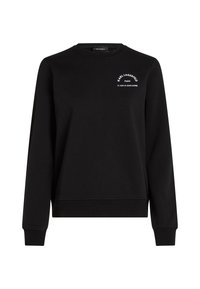 Čierny dlhý rukáv crewneck sveter s bielym textom "KARL LAGERFELD PARIS 21 RUE ST-GUILLAUME" na hornej ľavej časti hrudníka.