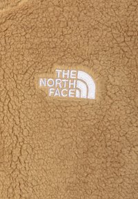 Thumbnail Image 3
