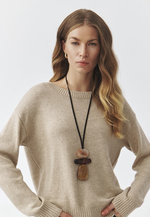 TATUUM Necklace - black