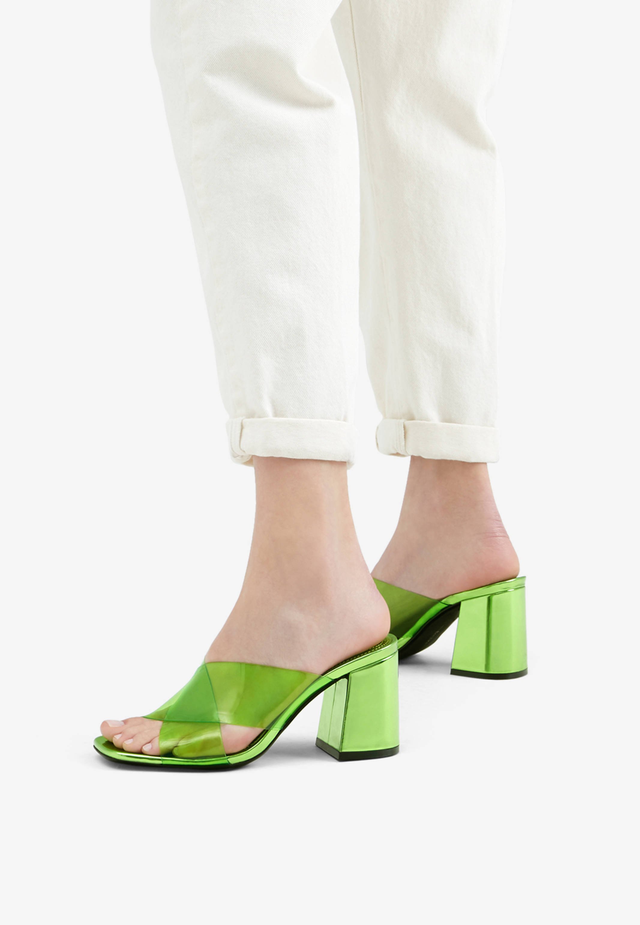 bershka talons