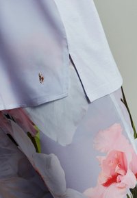 B by Ted Baker Pyžamová sada - grey floral