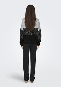 ONLY ONLJADE O NECK - Jumper - light grey