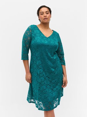 MED 3/4 ÆRMER - Day dress - green