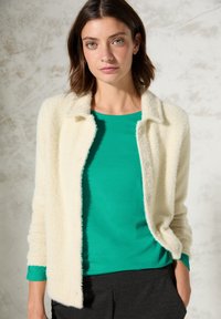 Cecil MIT RUNDHALS - Langarmshirt - grün