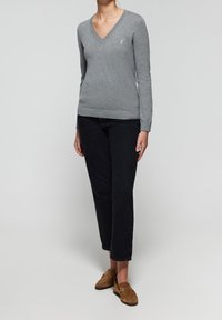 Polo Club Pullover - grey