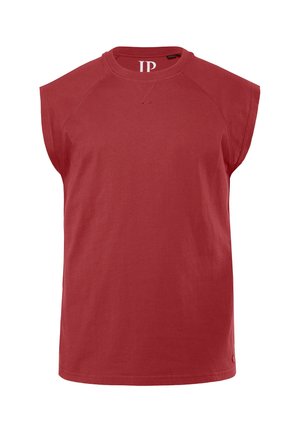 Maglietta rossa senza maniche con scollo rotondo, ampi buchi per le braccia e dettagli sottili di cuciture intorno alle spalle e al collo.