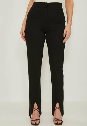 Pantaloni - black