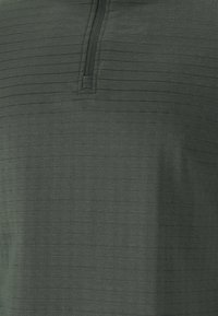 Endurance Longsleeve - groen