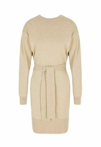 Beżowa dzianinowa sukienka z długimi rękawami, okrągłym dekoltem i paskiem wiązanym w talii. Żebrowane wykończenie dołu i mankietów dodaje tekstury do projektu.
