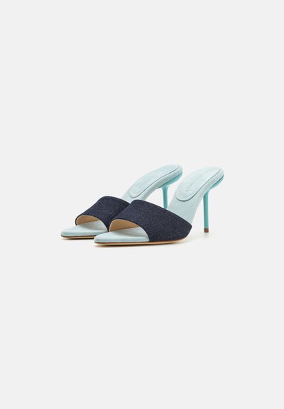 DEAR FRANCES LILIO - Kontsaga tagant lahtised kingad - denim