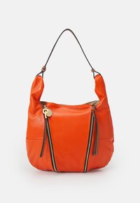 Borsa in pelle arancione con forma morbida, dotata di due scomparti con zip, un manico corto e dettagli in metallo.