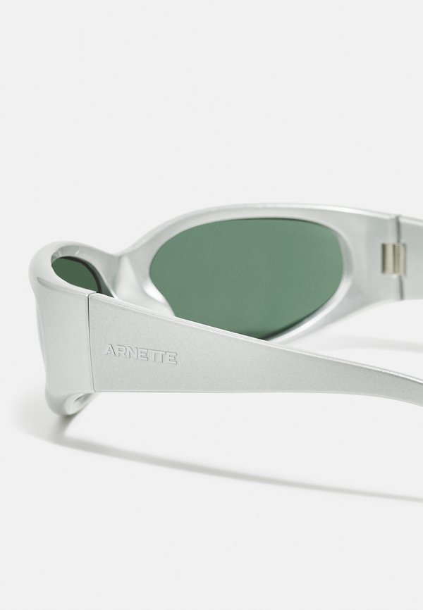 CATFISH UNISEX - Sunglasses - metallic silver2