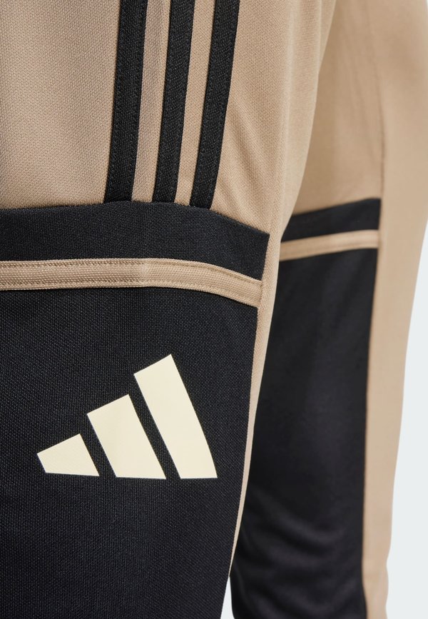 SQUADRA 25 PANTS - Tracksuit bottoms3