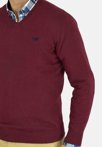 EMBLEMS PICO - Jersey de punto - granate
