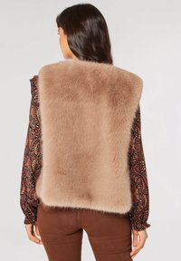Apricot ELEGANT  CROP  - Weste - brown