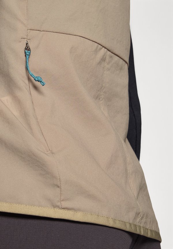 TRAIL VEST - Waistcoat4